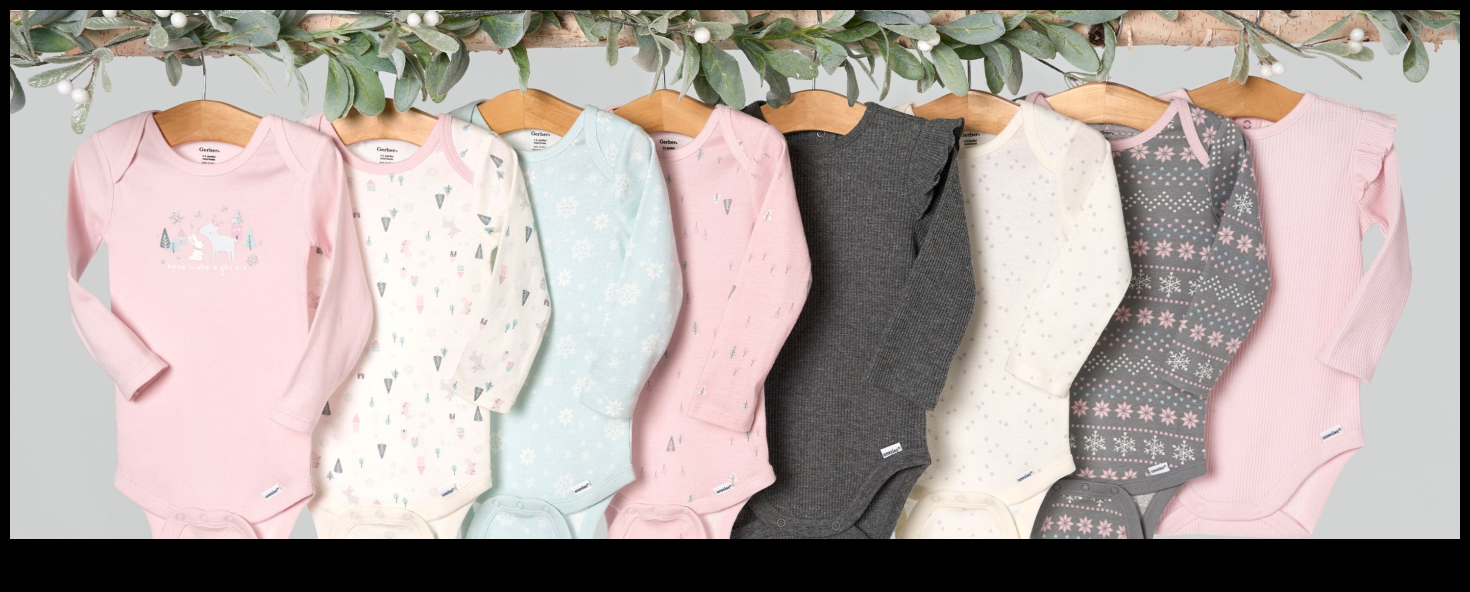 Cuddly Couture: Elemente esențiale pentru garderoba pentru bebeluși