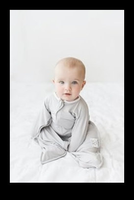 Cuddle Clouds: plutind pe perne de Baby Sleep Bliss