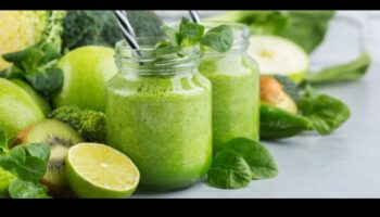 Verzi energizante: Îmbunătățiți-vă vitalitatea cu Smoothie-uri alimentate de plante